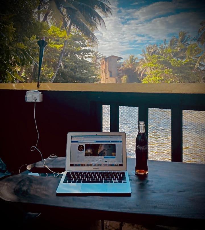 Westeros House & Hub Unawatuna Luaran gambar