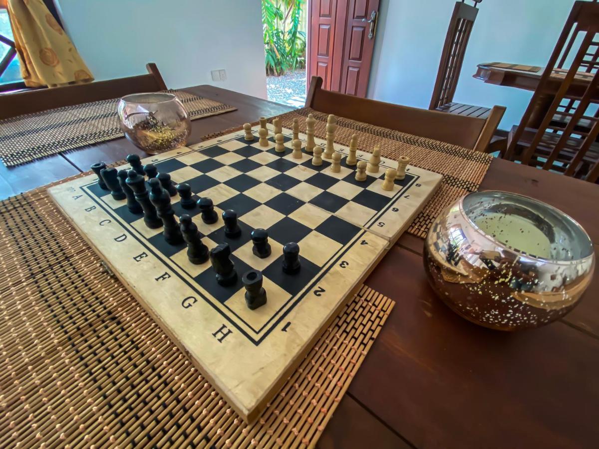 Westeros House & Hub Unawatuna Luaran gambar